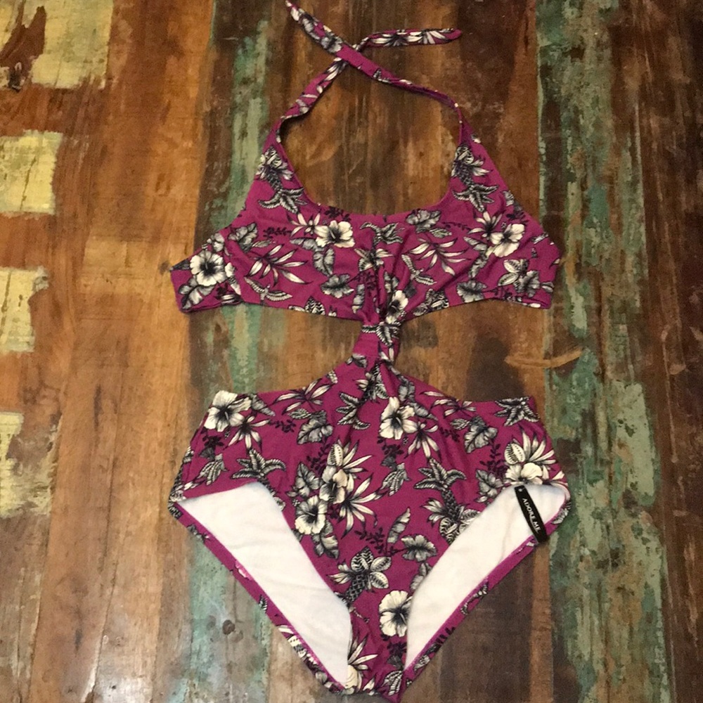 Bathing suit